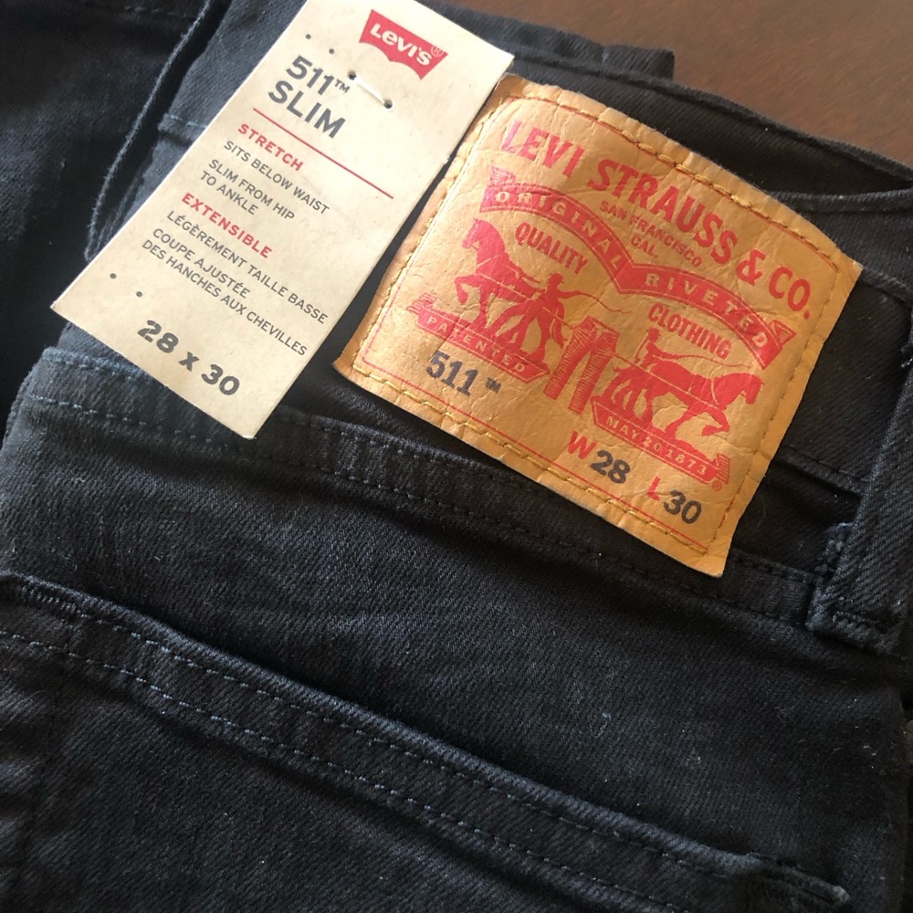 New 511 Slim Levi's Black Jeans 28 by 30